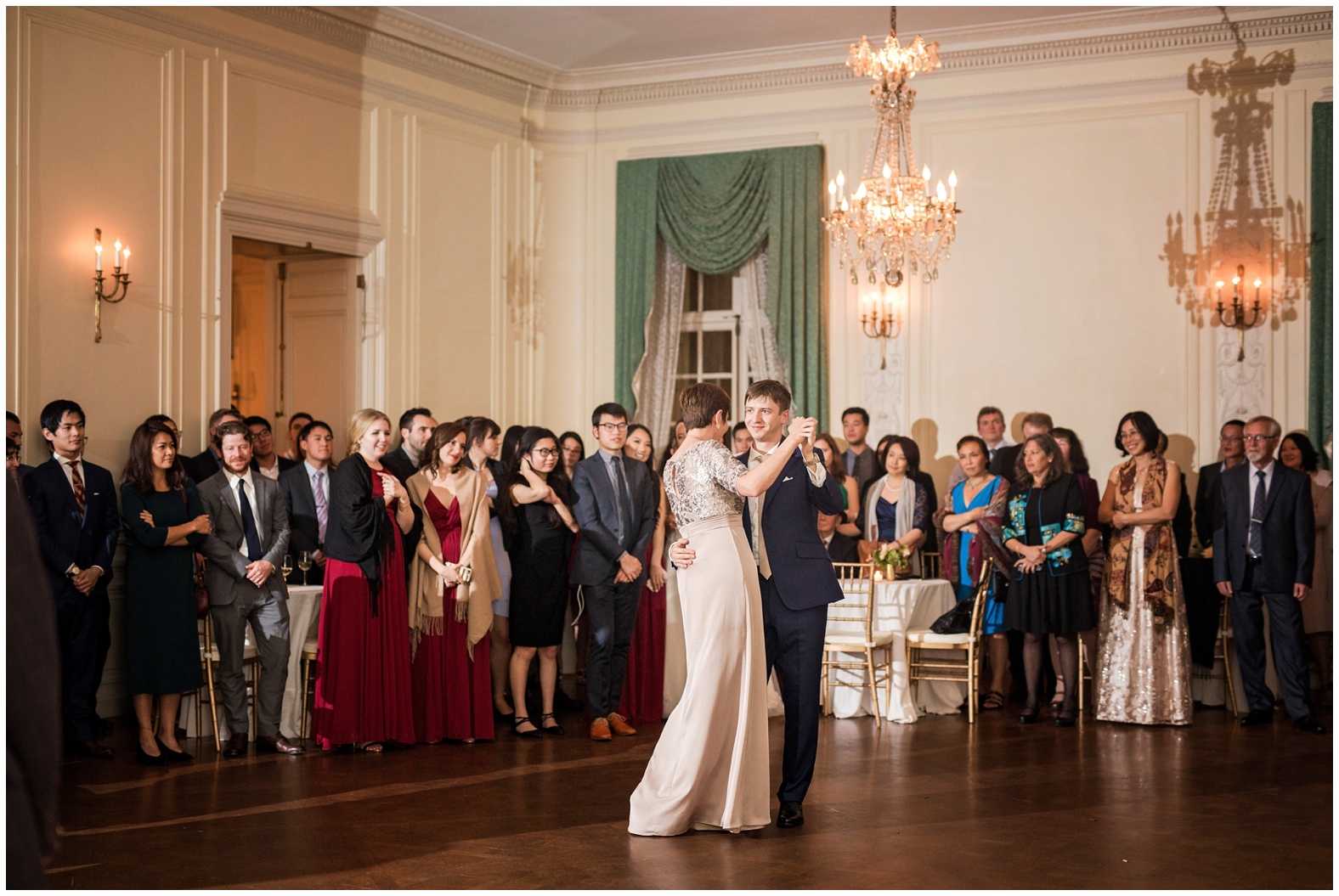 Classic,Romantic,Fall,Wedding,Glen Manor House,Portsmouth,Rhode Island,RI,travel,destination,Newport,luxury,elegant,autumn,new england,