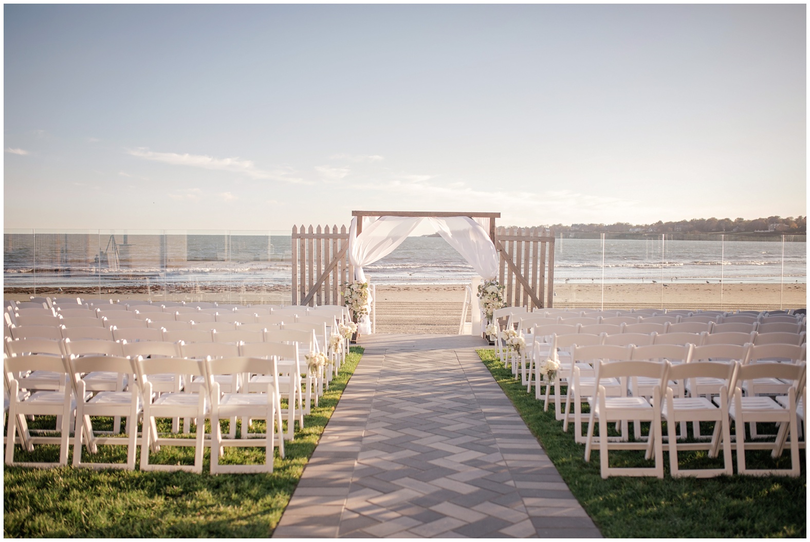 Romantic,Glam,Beach,Sunset,Newport,RI,Rhode Island,Newport Beach House,Minimalistic,