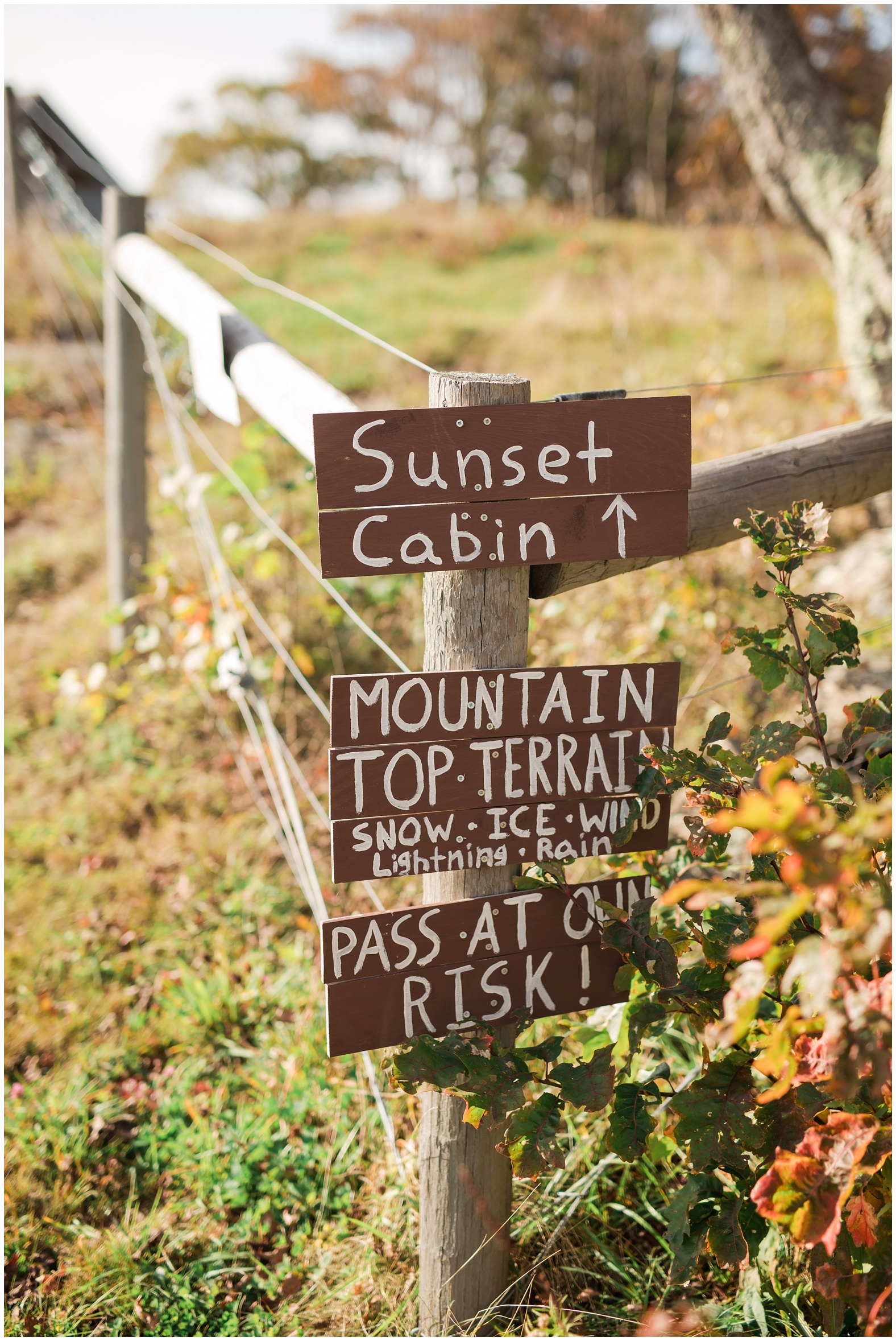 scenic,eclectic,fall,autumn,mountain,mountainview,wedding,cobb hill estate,harrisville,New hampshire,NH,new england,country,tented wedding,