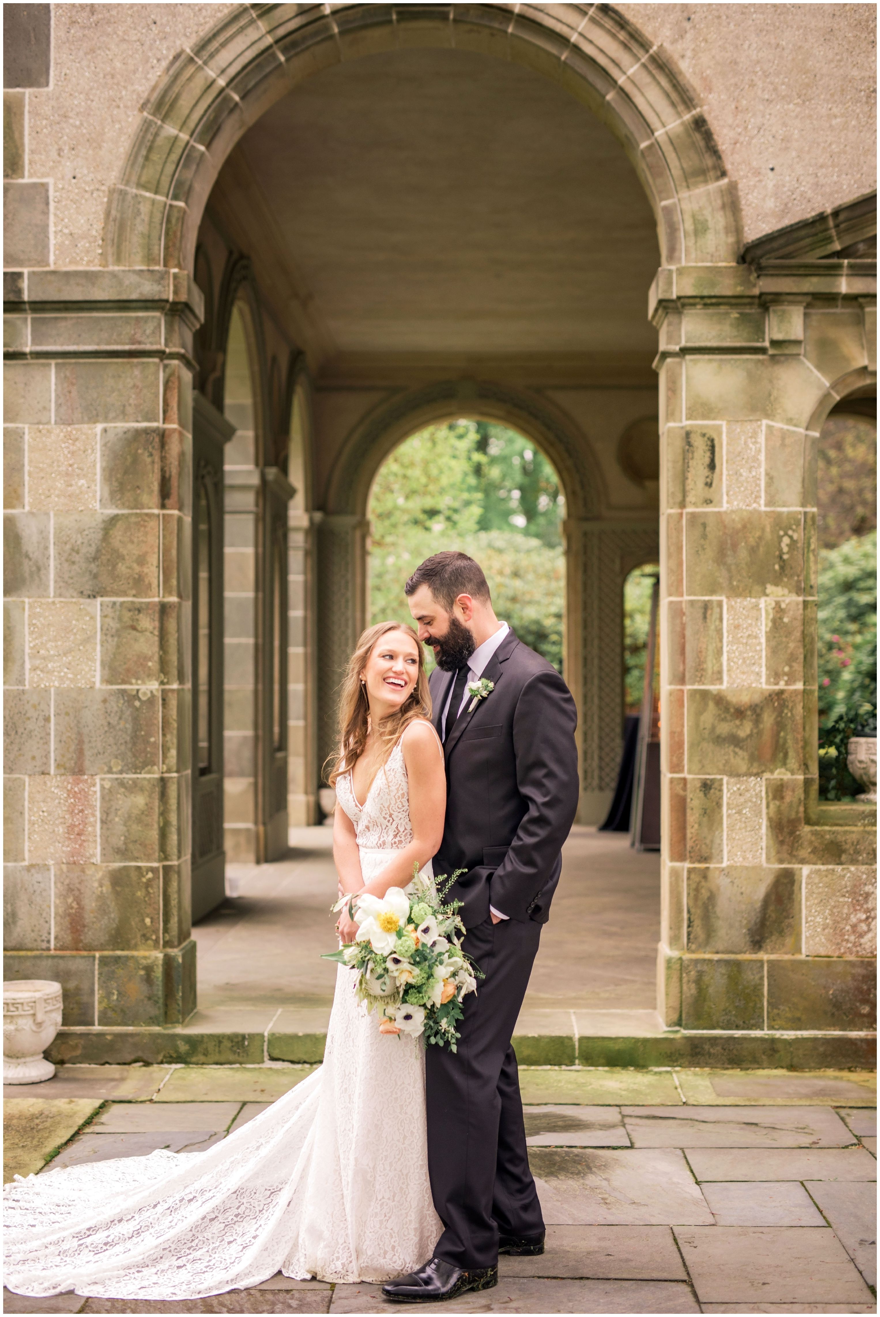 Spring Classic Natural Black Tie Theme Organic Wedding Glen Manor House Portsmouth Rhode Island - 059.jpg